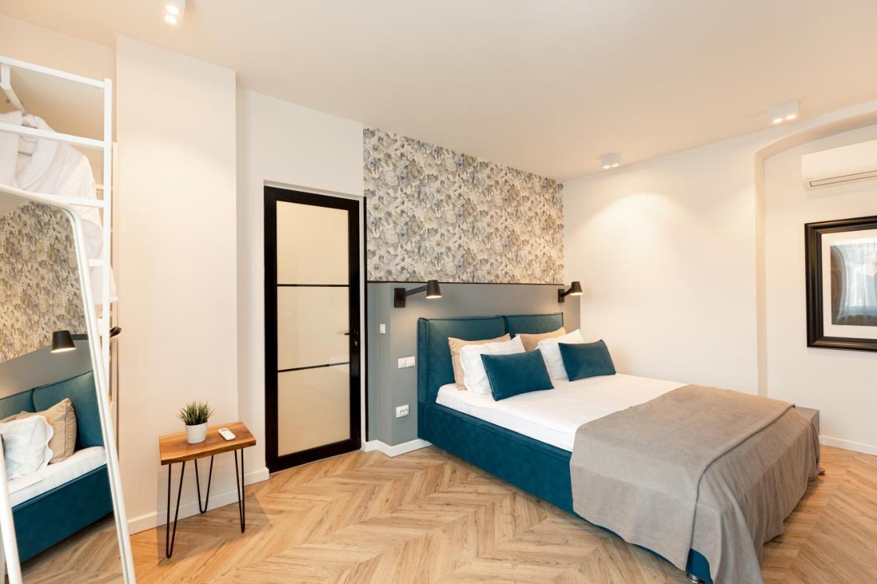 Metropole Apartments Royal Residence บูคาเรสต์ ภายนอก รูปภาพ